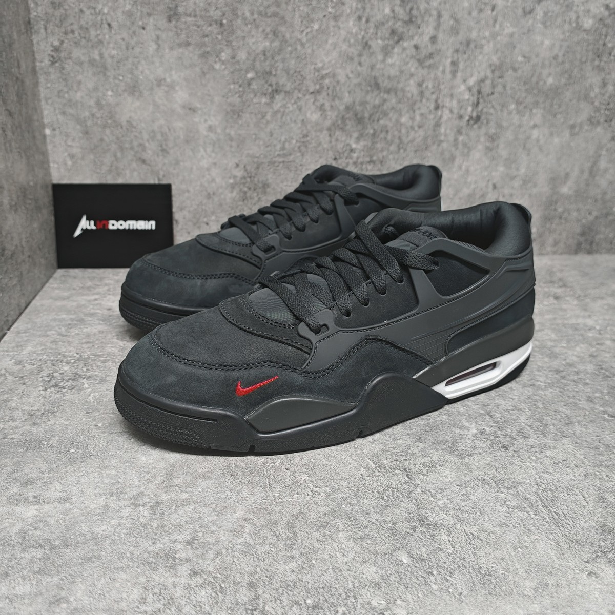Level SS/New - Nigel Sylvester x Air Jordan 4 RM SP Level SS/New - Nigel Sylvester x Air Jordan 4 RM SP