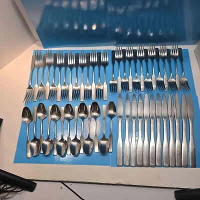 Oneida Deluxe Stainless Steel 52pc. Flatware Set 