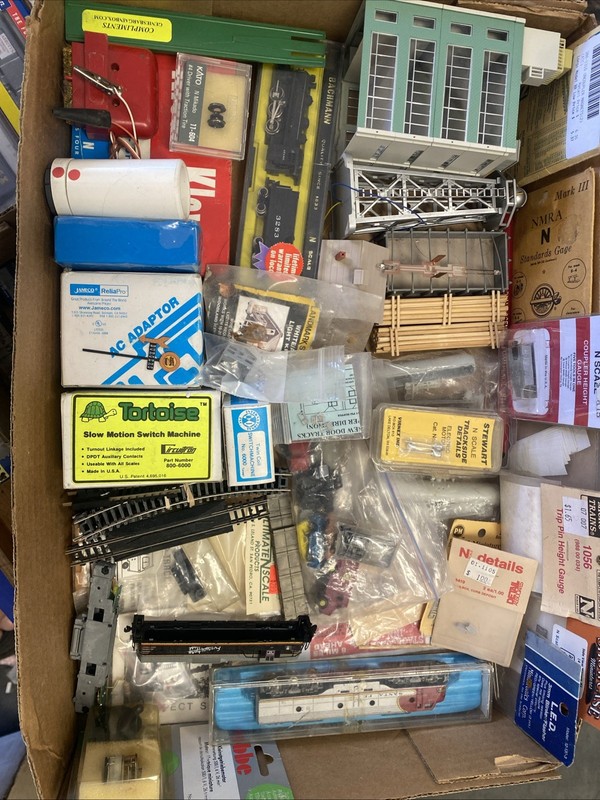 N Scale Detail Parts Spare Kitbash Shell Engine Building Kit Track Vehicle Lot