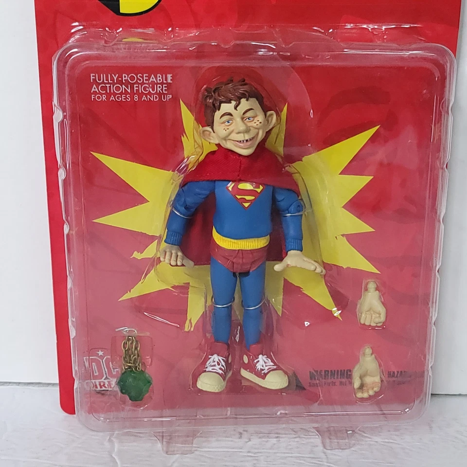 Figura de acción MAD Magazine Alfred E Neuman As Superman DC Direct Just Us League Foto 2 de 4