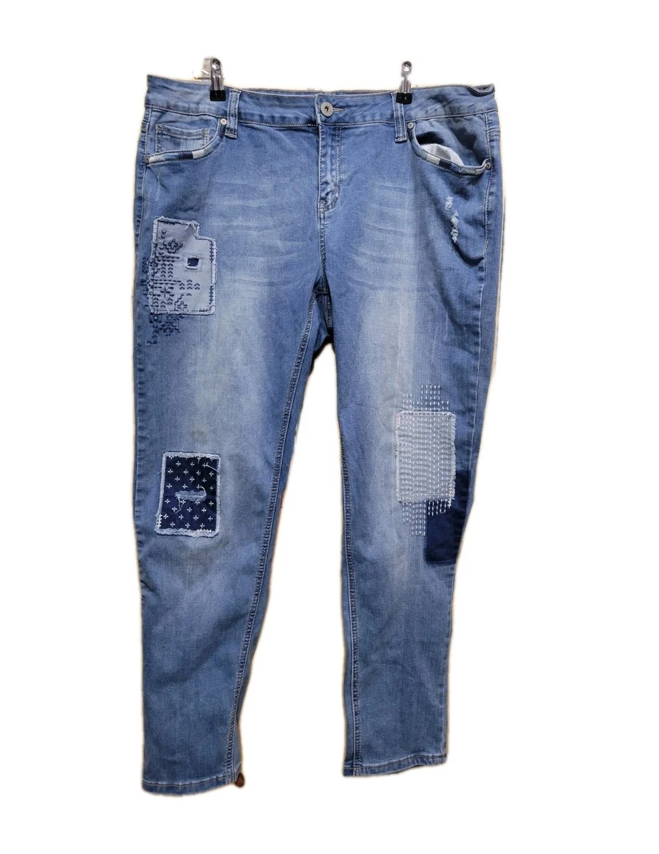 Navy Zana Di low-rise flare jeans with a flattering