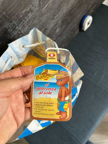 Babisol Furga Doll Tans In The Sun With Beach Bag And 2 Shovels - Picture 8 of 9