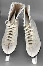 CCM women size 8 white leather lace up figure ice skates