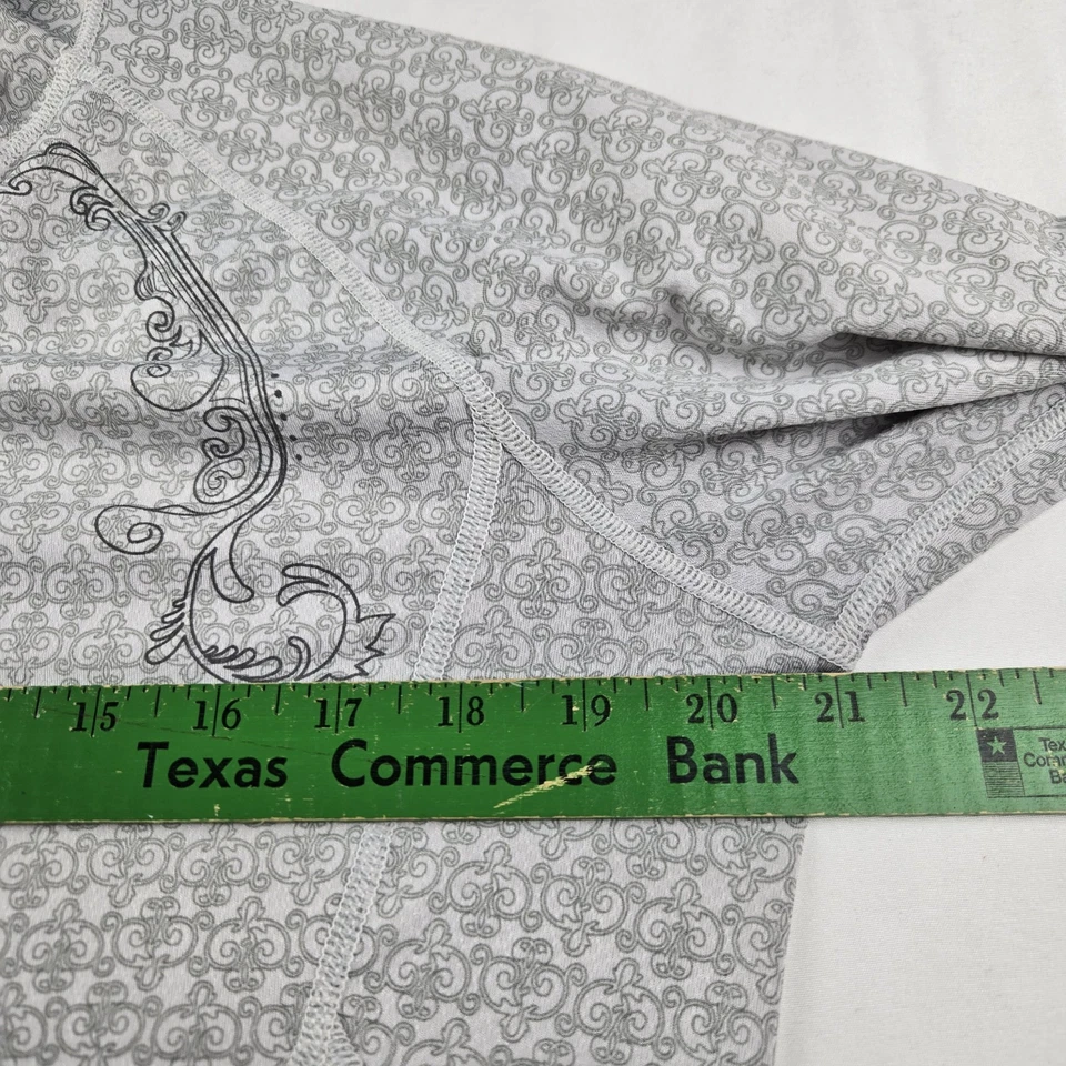 Camisa REI Mujer Mediana Blanca Gris Con Capucha Manga Larga Poliéster Ligera Foto 4 de 4