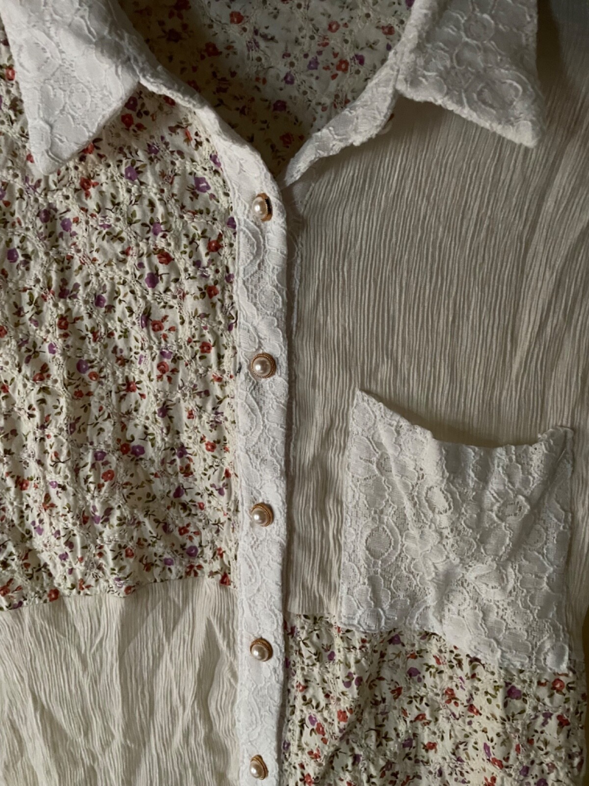 Womens Patchwork Pearl Button Down Floral and Lac… - image 3