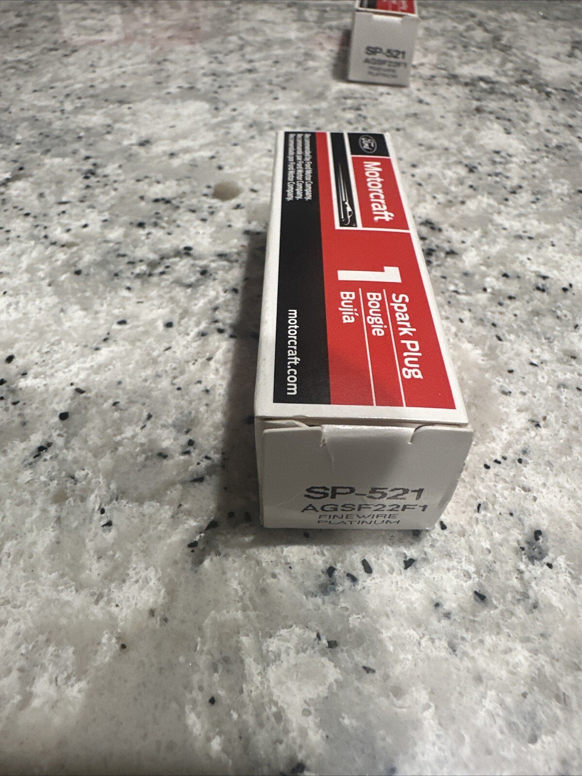 NEW FORD MOTORCRAFT SPARK PLUG SP-521 AGSF22F1 LOT OF 1
