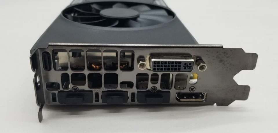 EVGA NVIDIA GeForce GTX 960 SSC 2GB GDDR5 Graphics Card 02G-P4-2966-KR - Image 2 of 4