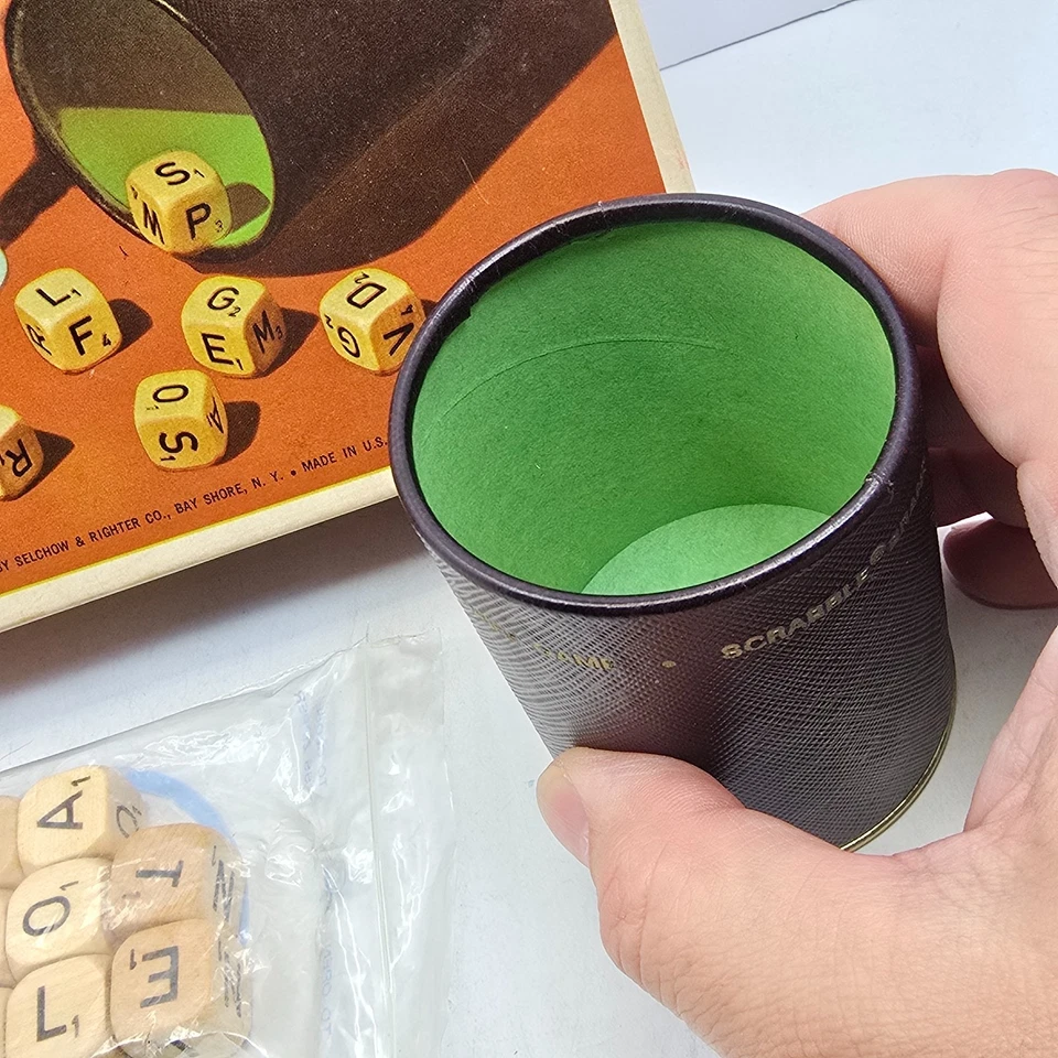 Vintage 1964 Scrabble Crossword Cubes Game Made in USA Selchow & Righter Dice - Image 4 of 4
