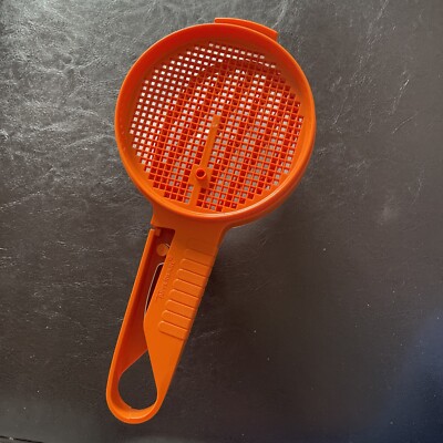 Vintage Tupperware Orange Sift-It Sifter Flour Powder Sugar #1493-15 Plastic