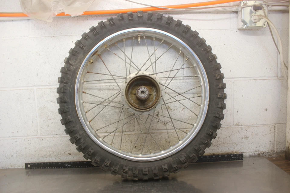 1974 川崎 G5 100 后轮轮圈 (3.00-18) H105 — 第 3/4 张图片