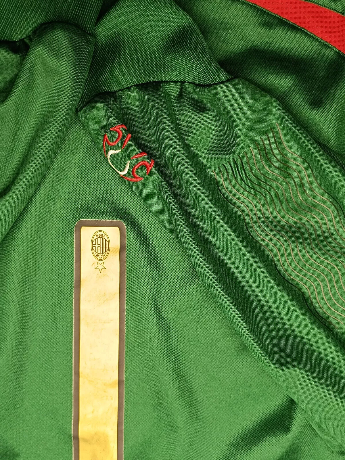 Foto 7 di 12