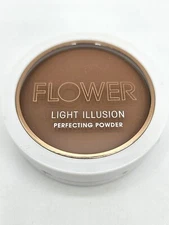 Flower Light Illusion Perfecting Powder w/Mirror & Sponge, Sable D2. NEW!