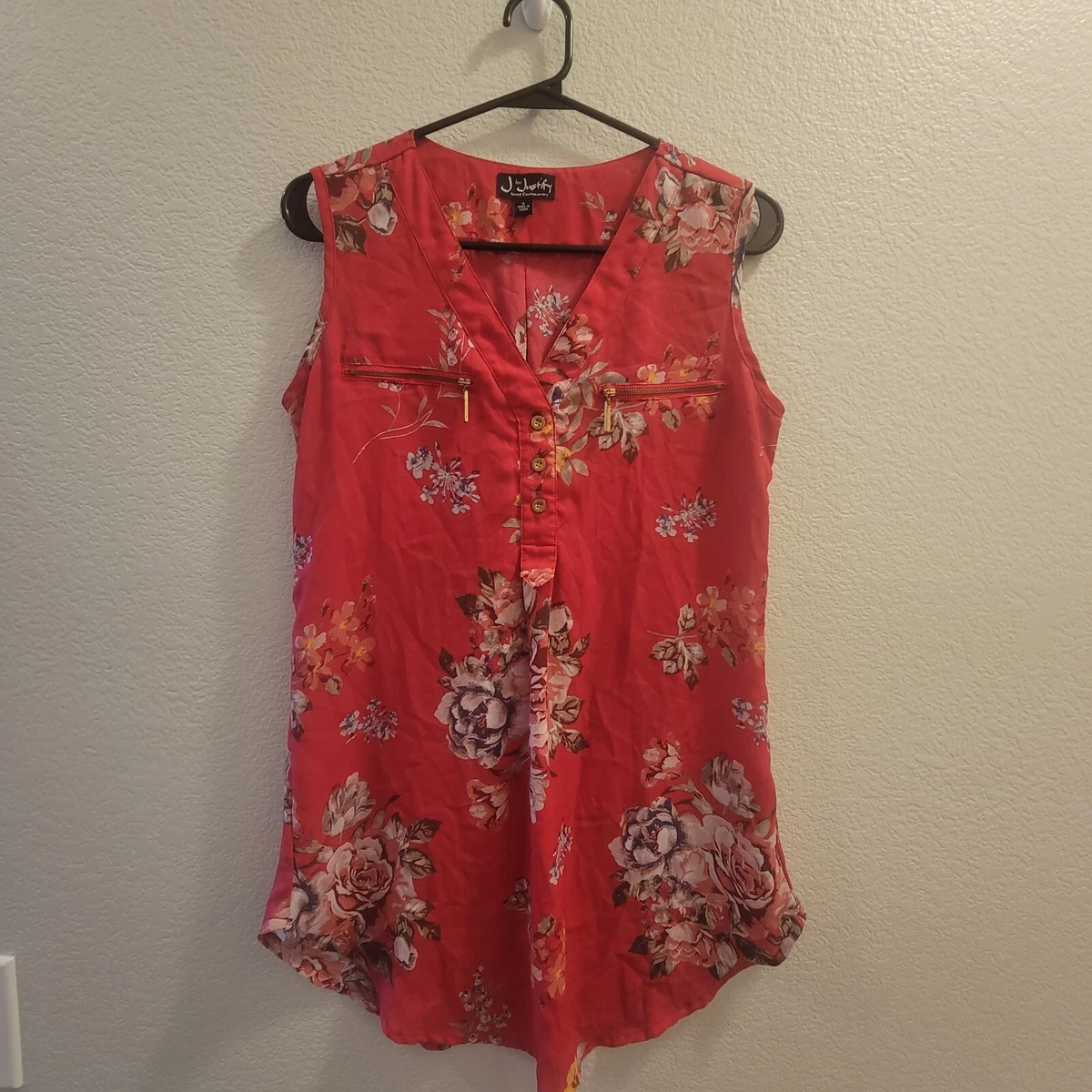 red print sleeveless top