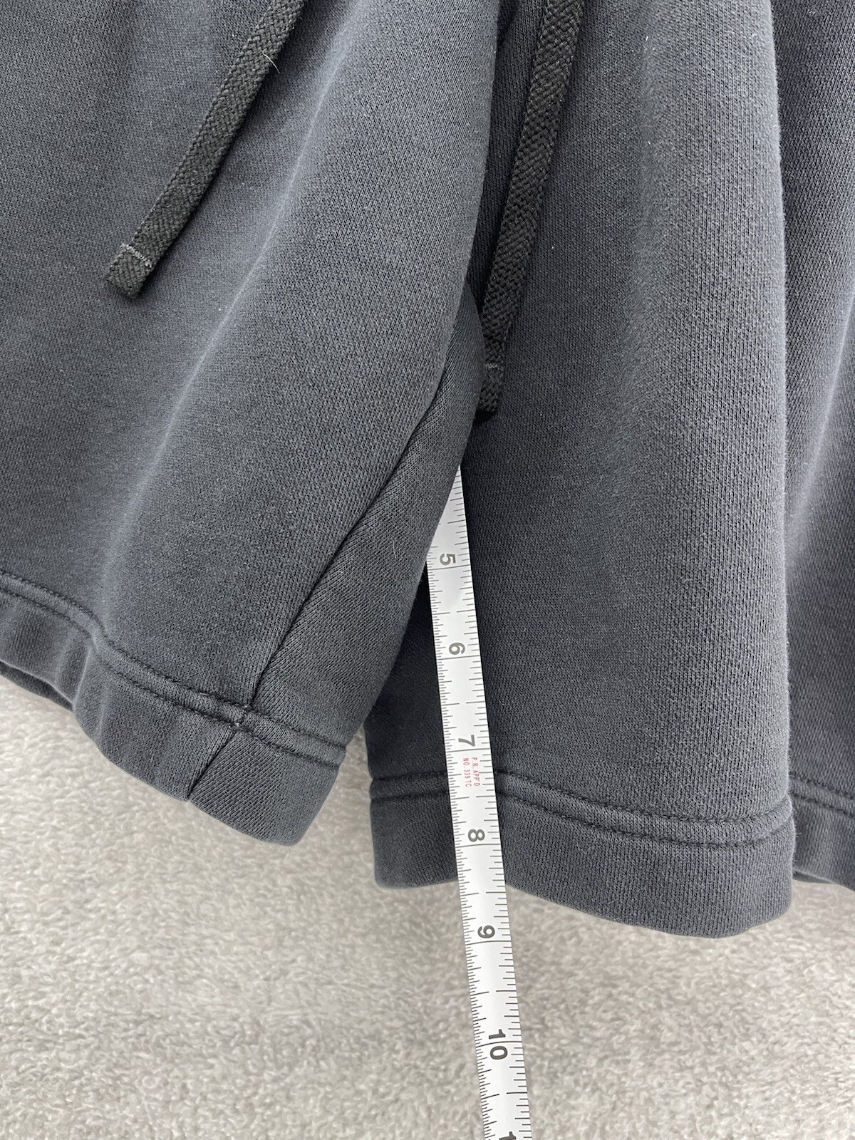 Nike Men's Solid Black Drawstring Shorts Size Med… - image 5