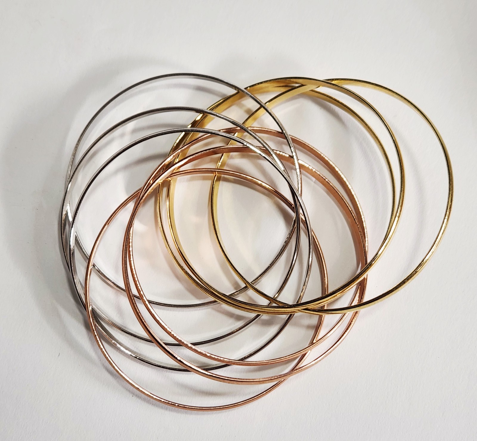 9 Large Interlocking Bangles Bracelet Smooth Gold… - image 3