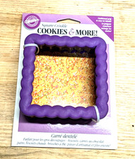 New WILTON Comfort Grip Cookie Cutter Large S...