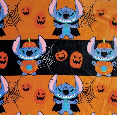 Disney Stitch Halloween Decke 152x178cm