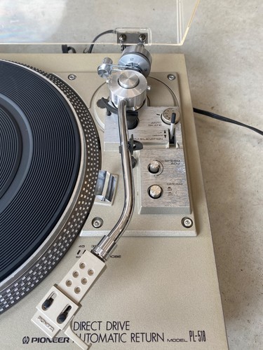 Pioneer PL-518 Direct Drive Turntable w/ Auto Return - Picture 3 of 12