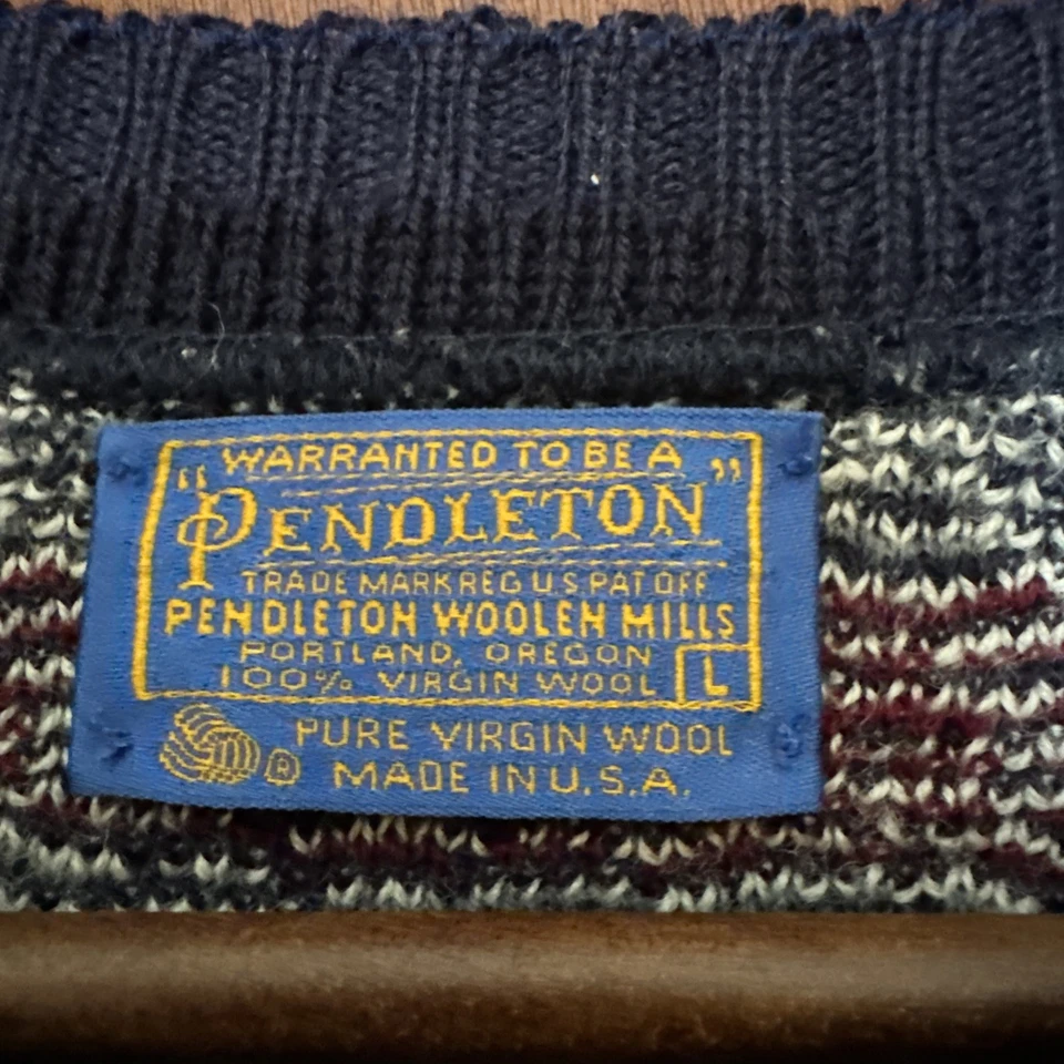 Vintage Wool Pendleton Sweater Men's Size Large USA Made Southwest Aztec Print - Image 4 of 4