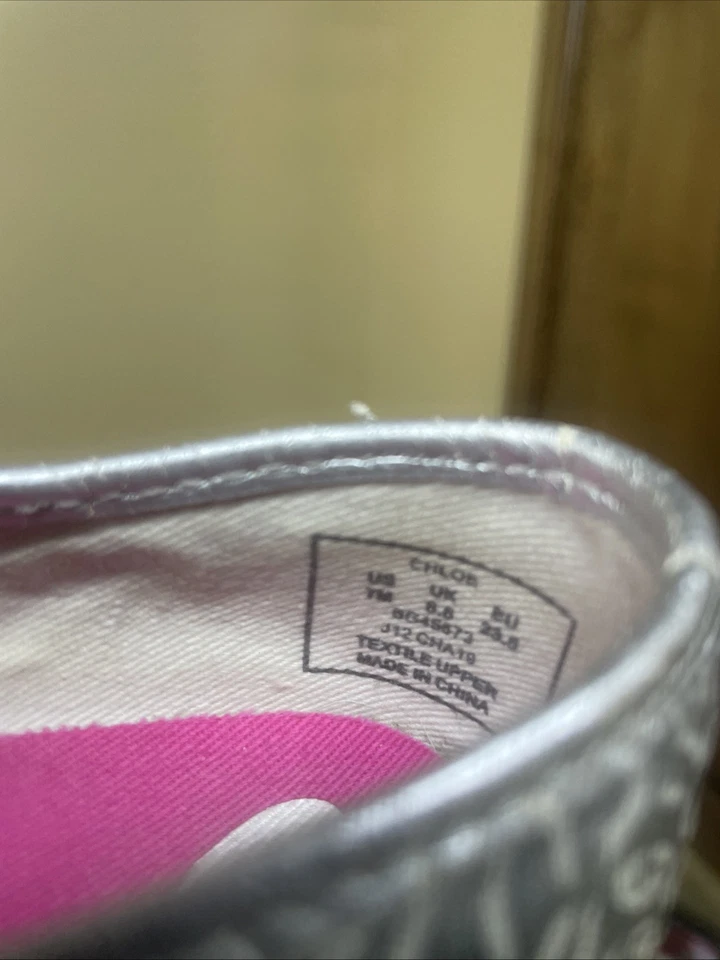 Stride Rite Chloe Niñas 7 M Plateado y Blanco con Lazo Rosa y Correa Ajustable Foto 4 de 4