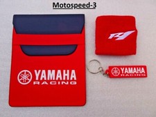 porta documenti yamaha   rosso  + polsino r1   + portachiavi  in gomma 