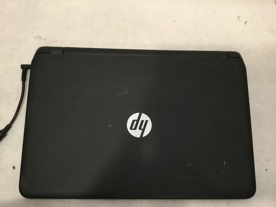 HP 15-f033wm / Intel Celeron N2840 @ 2.16GHz / (NO STORAGE or MEMORY) -MR - Image 3 of 4