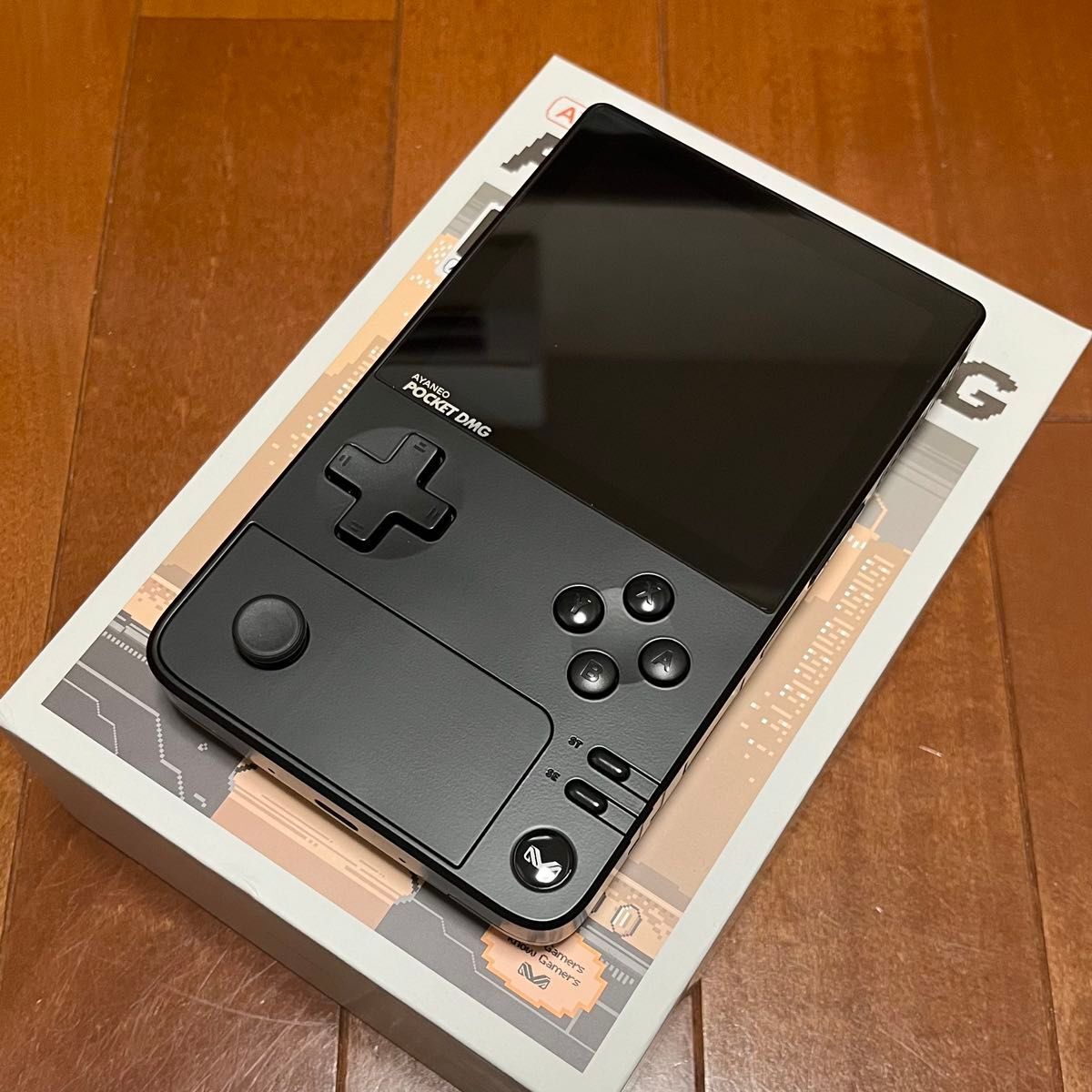 【現状最安値】ayaneo pocket dmg 8GB 128GB 現状最安値】ayaneo pocket dmg 8GB 128GB