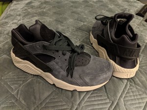 nike air huarache preto