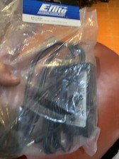 E Flite Power Adapter Charger EFLC 4030 100-240V AC to 12V DC 3.0 Amp Supply