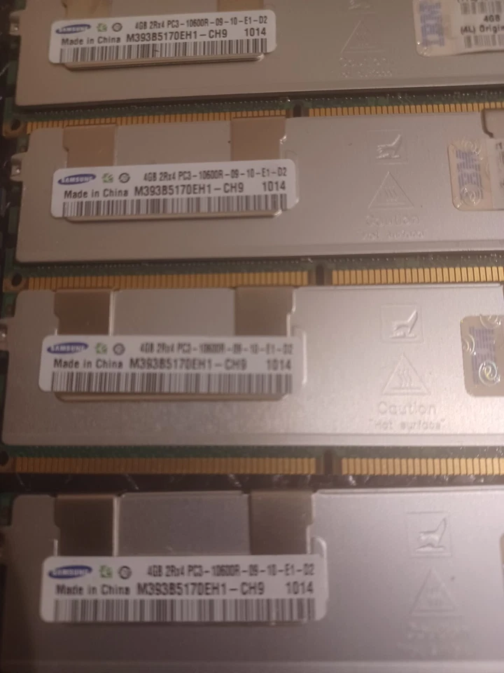 1 Samsung 4Go RAM Server 2Rx4 PC3-10600R-09-10-E1-D2 - Photo 2/3