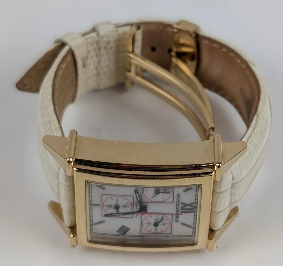 Vintage Newton & Sons Quartz Ladies Watch Gold Tone, Roman Numerals Leather Band - Image 2 of 4