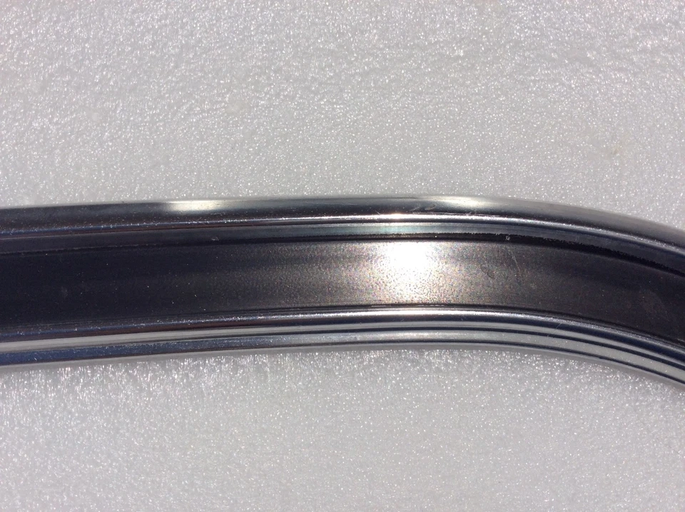 68 - 71 Dodge d100 пикап кузов отделки молдинг со стороны пассажира задний стреловидный трос - Изображение 4 из 4