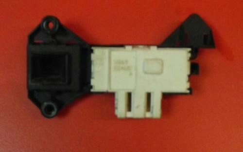 Waschmaschine Whirlpool AWOD6727 TÜRSCHLOSS