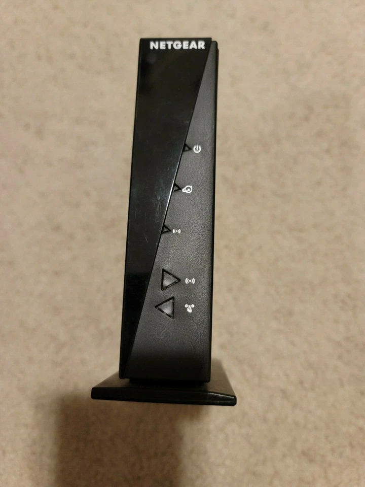 Used - Netgear WNDR 3400v3 and WNR2000v5 (No power cords) - Image 3 of 4