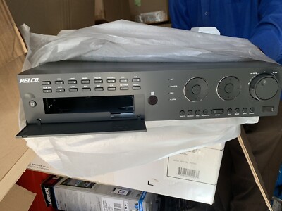 NEW PELCO DX4508C 8-CHANNEL DVR PAL/NTSC