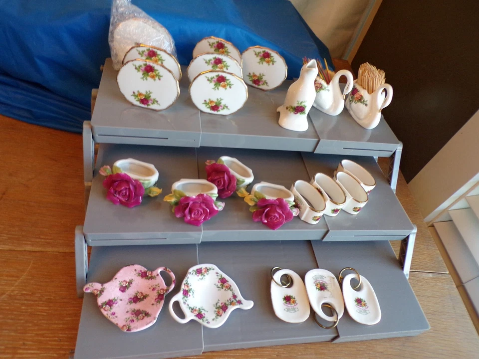 Choice Royal Albert Old Country Roses Bone China Kitchen Trinkets: Pie Vent/ring