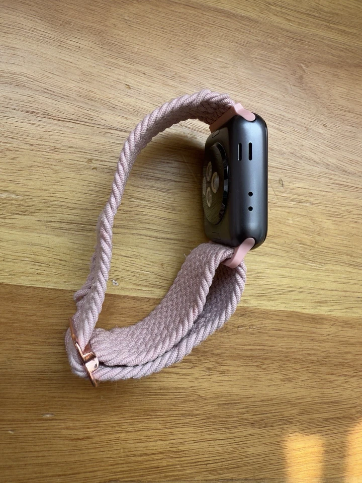 Apple Watch Series 3 Cellular Grey 38mm - Image 3 of 4