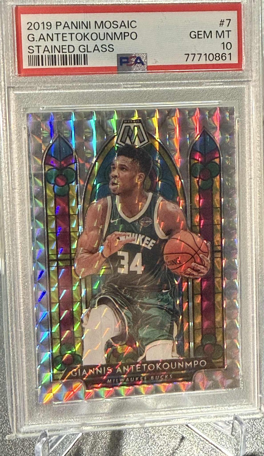 GIANNIS ANTETKOUNMPO SSP PRIZM 2019 Mosaic Stained Glass #7 PSA 10 GEM Case Hit