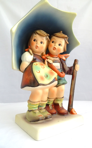 Hummel Goebel Stormy Weather 71/I Figurine Boy and Girl Under Umbrella FedEx FS - Picture 3 of 24