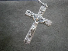 Large Crucifix Cross Annus Domini 2000 Vintage Silvertone Pendant 8.9g