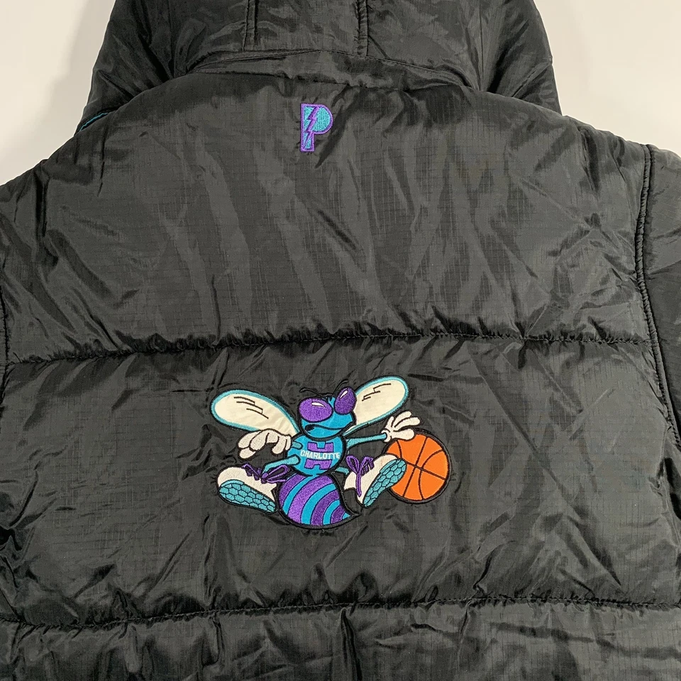 Chaqueta acolchada reversible Charlotte Hornets jugador profesional de colección de los 90 juvenil grande nueva con etiquetas Foto 4 de 4