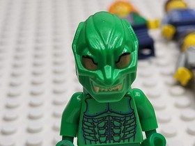 LEGO Spider-Man Vintage Minifigures Lot Set 4851 Green Goblin Mary Jane Peter