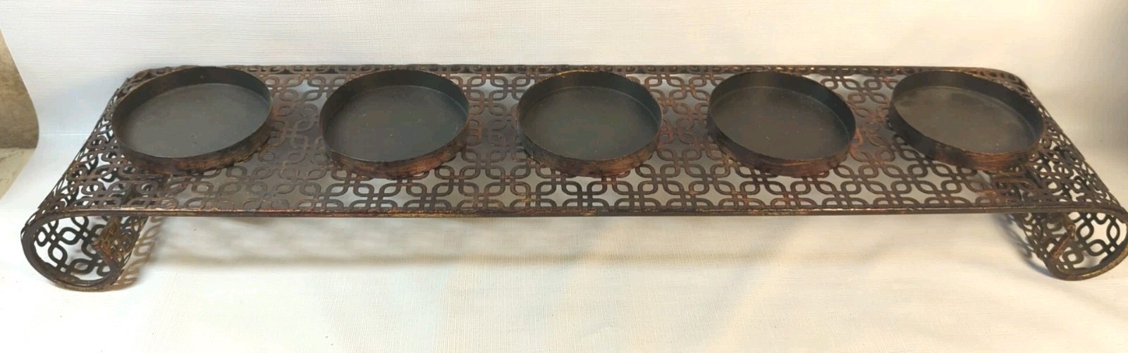 Runner 26" Long Table Top Curved Base