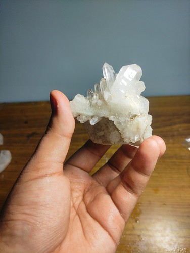 50-70mm Crystal Points Cluster - 874 Carats - High Grade - Picture 4 of 8