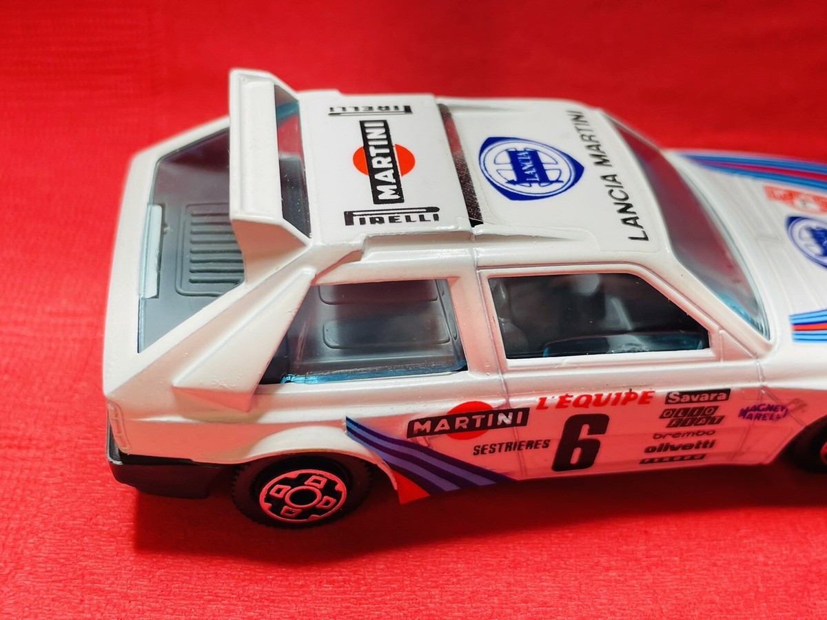 Bburago LANCIA DELTA S4. #6 - No. 4835 - 1:43 - Italy - NEW OLD
