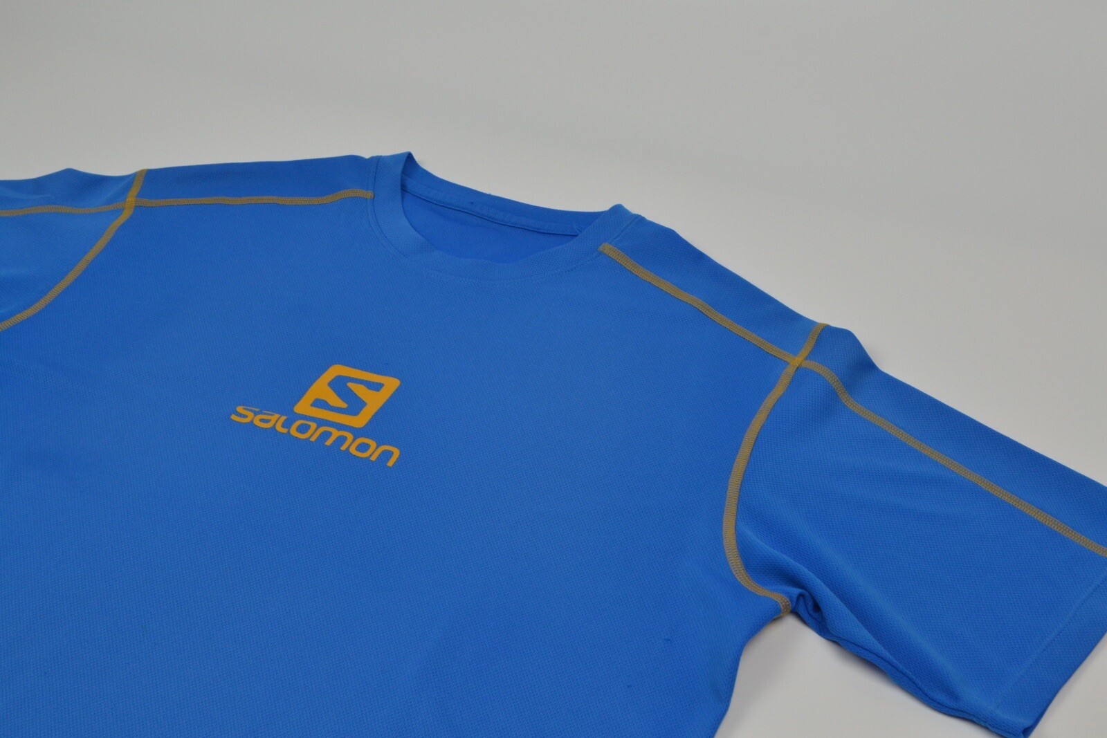 T shirt da uomo blu Salomon taglia large 100% poliestere effetto girocollo base