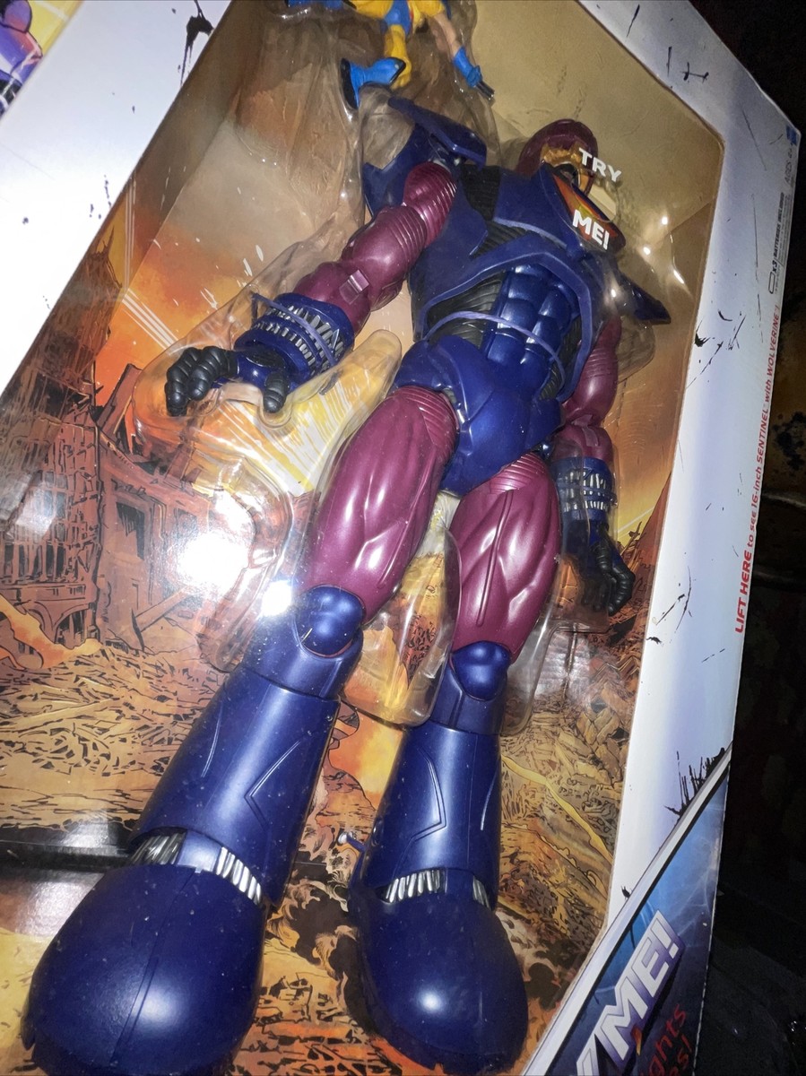 Marvel Universe 16 inch SENTINEL with Wolverine 3.75