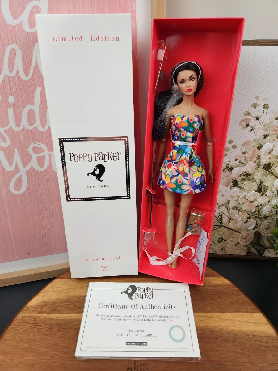 First W Club doll for 2021 revealed - Resort Ready Poppy Parker is