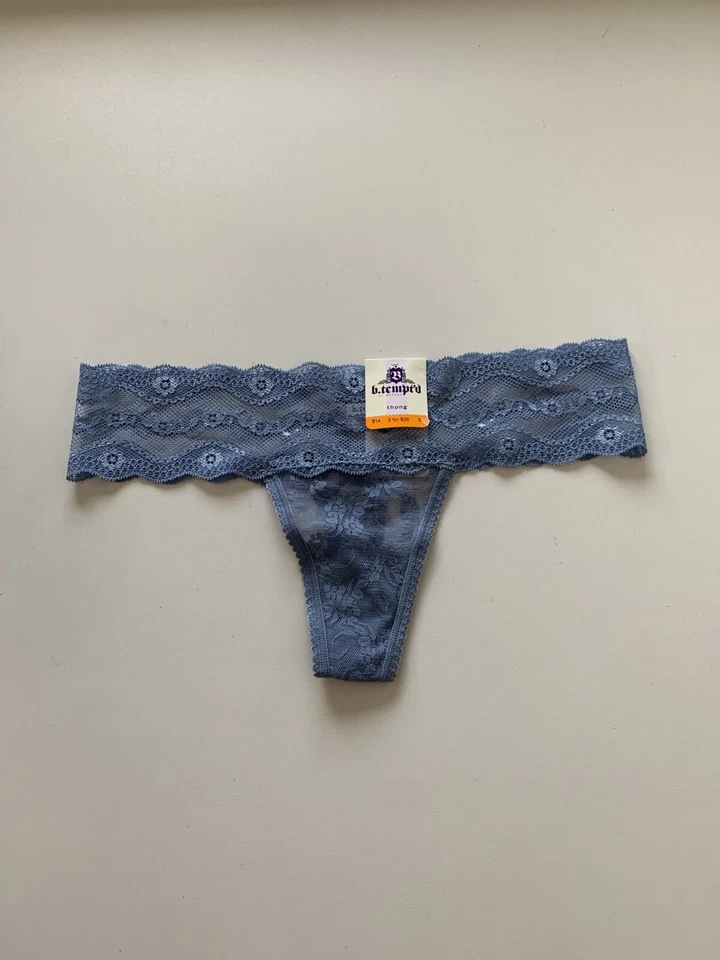 Лот из 3 b.tempt'd от Wacoal Sz S кружева Kiss стринги трусики нижнее белье 970182 - Изображение 2 из 4