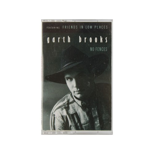 1990 Release - Garth Brooks - No Fences Cassette (C4 93866)